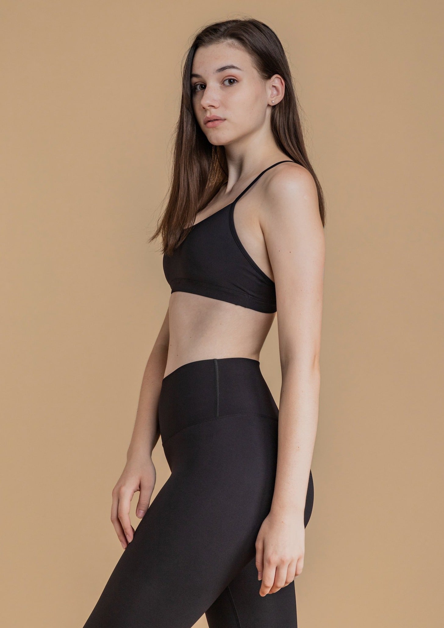 black light support yoga bra and legging set